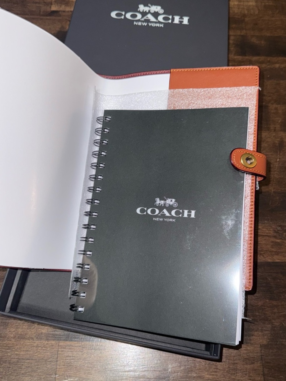 Coach Rexy Writing Pad Leather Christmas NYC - Picture 4 of 5